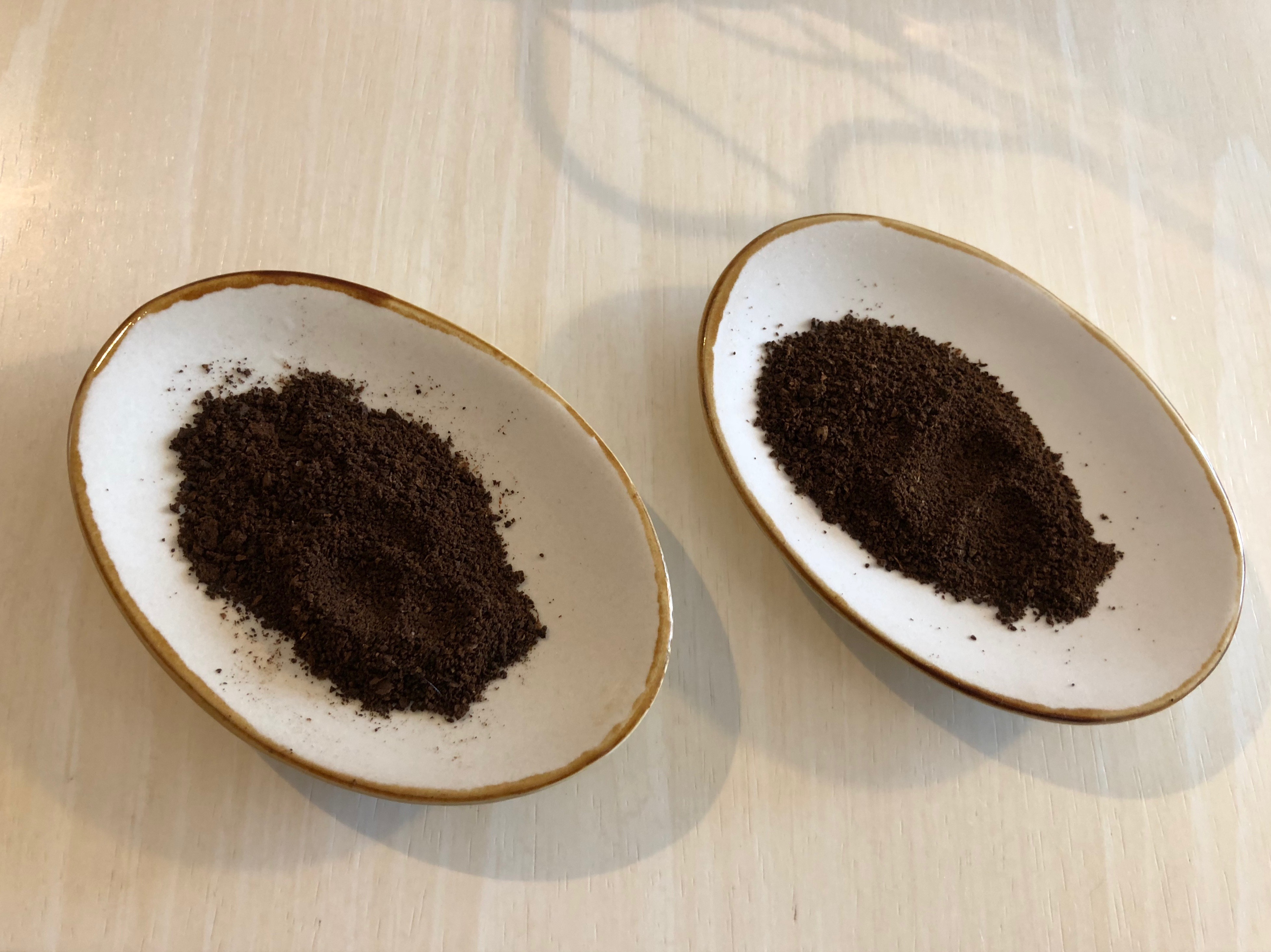 コーヒーの粉に消臭効果あり 下駄箱のにおいは消えるのか 白い旅人ブログ